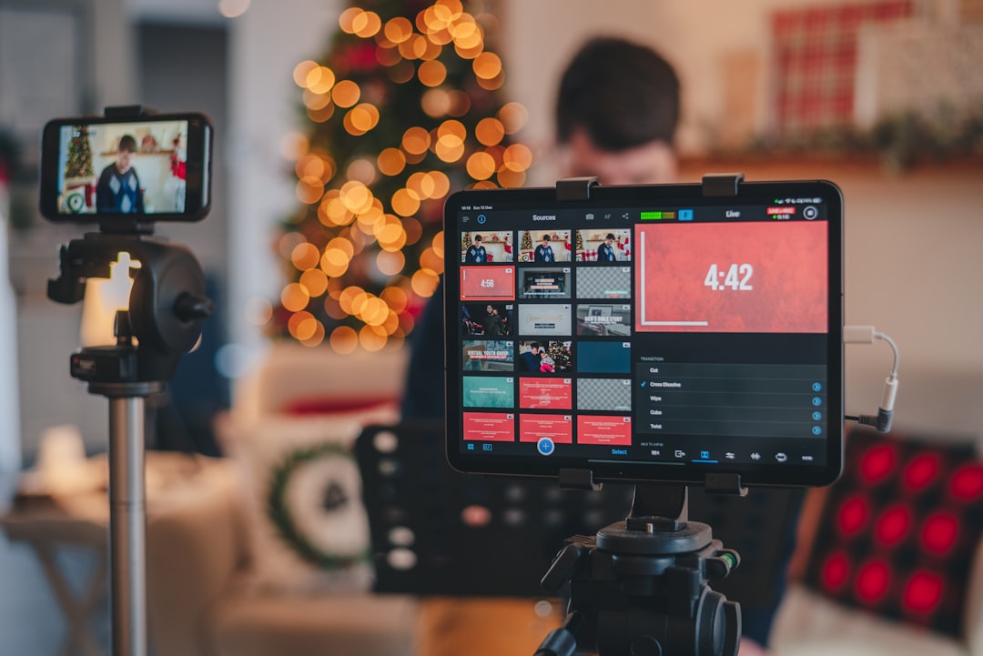 KOC livestream là gì trong bối cảnh bán hàng social commerce